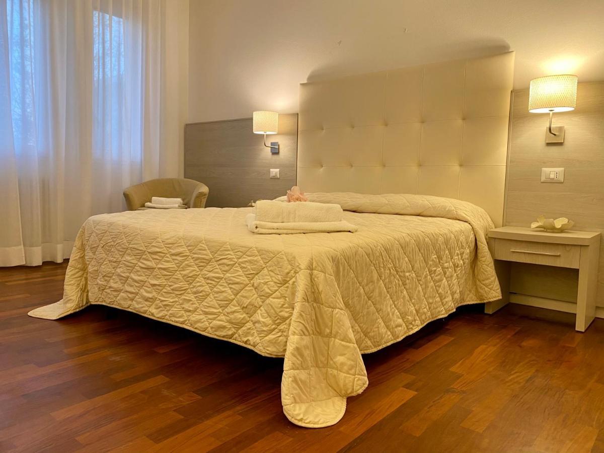 تّشيرفييا Villa Alda Suites & Rooms المظهر الخارجي الصورة
