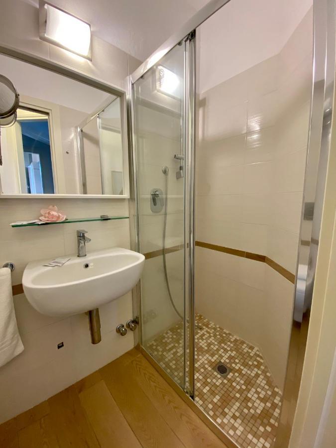تّشيرفييا Villa Alda Suites & Rooms المظهر الخارجي الصورة