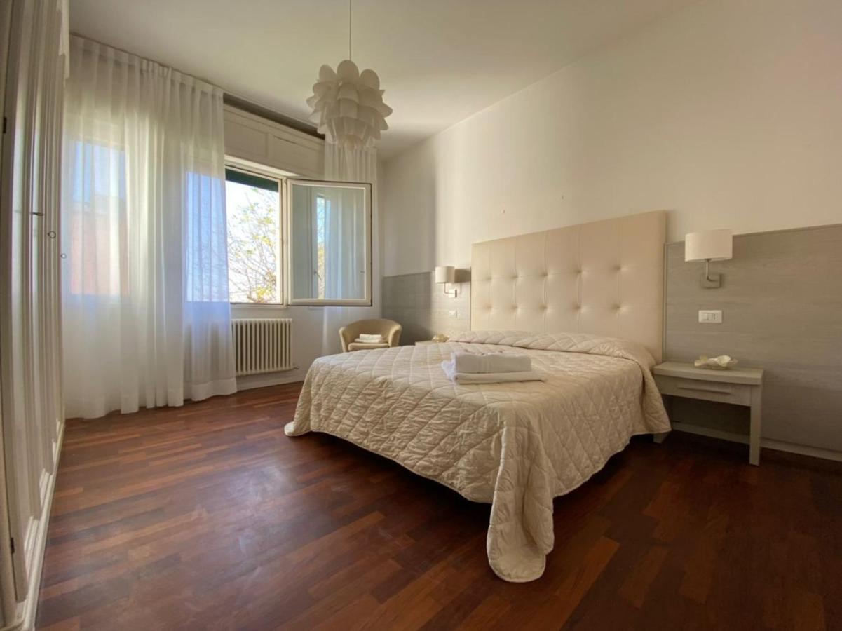 تّشيرفييا Villa Alda Suites & Rooms المظهر الخارجي الصورة